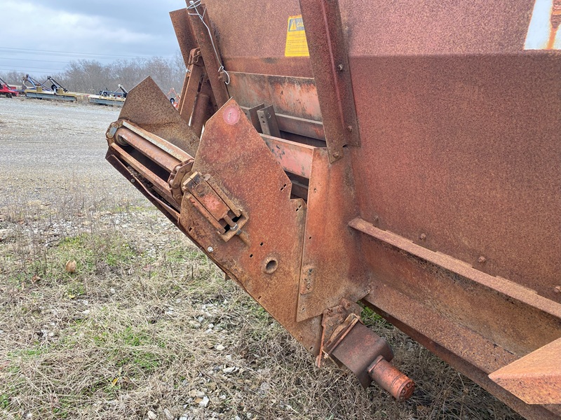 1996 Oswalt 250 tmr mixer for sale at baker and sons equipment in ohio