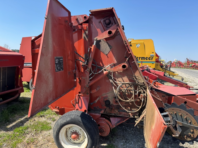 1990 hesston 540 round baler for sale at baker and sons in ohio