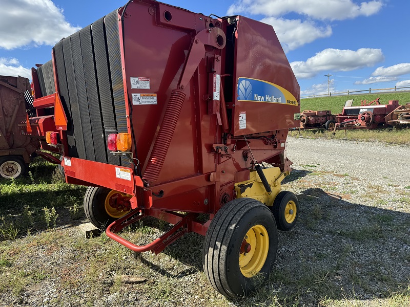 2009 New Holland BR7050 round baler at Baker & Sons Equipment in Ohio