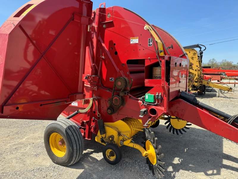 2016 New Holland RB450U round baler at Baker & Sons Equipment in Ohio