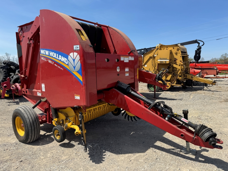 2016 New Holland RB450U round baler at Baker & Sons Equipment in Ohio