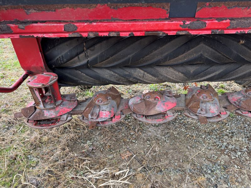 2013 New Holland H7220 discbine for sale at Baker and Sons in Ohio