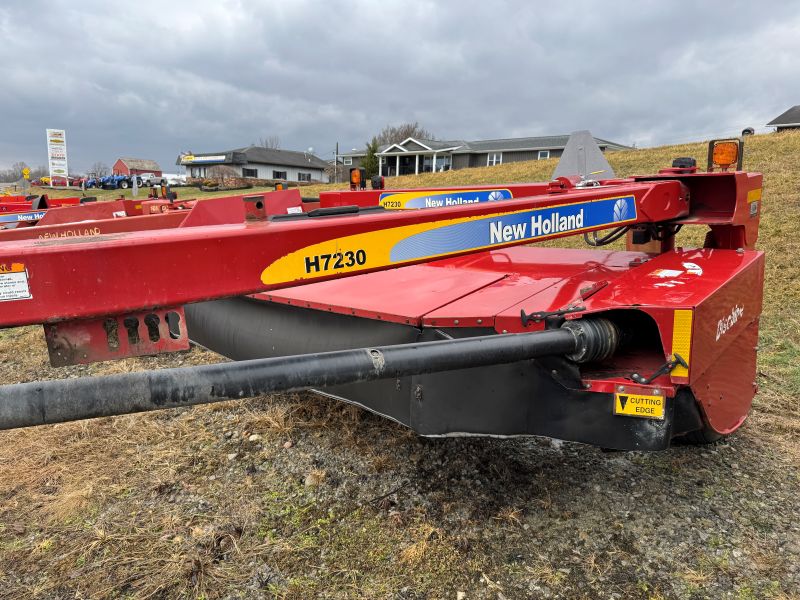 2012 New Holland H7230 disc mower conditioner for sale at Baker and Sons in Ohio