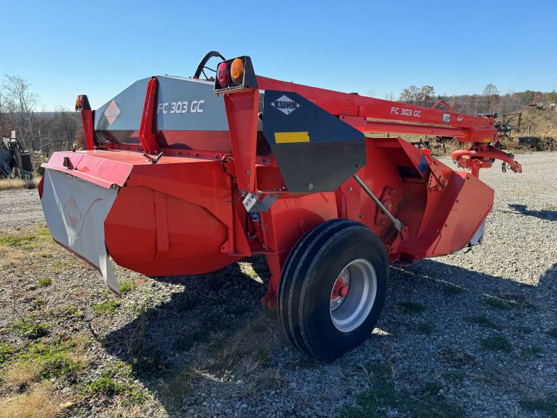 2013 Kuhn FC303GC disc mower conditioner in stock at baker and sons equipment in ohio