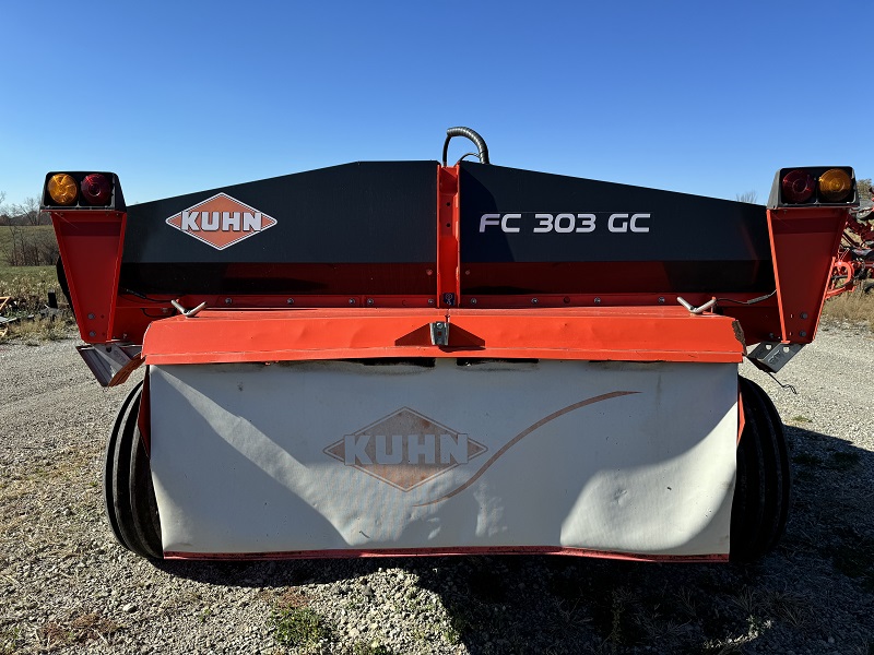 2013 Kuhn FC303GC disc mower conditioner in stock at baker and sons equipment in ohio