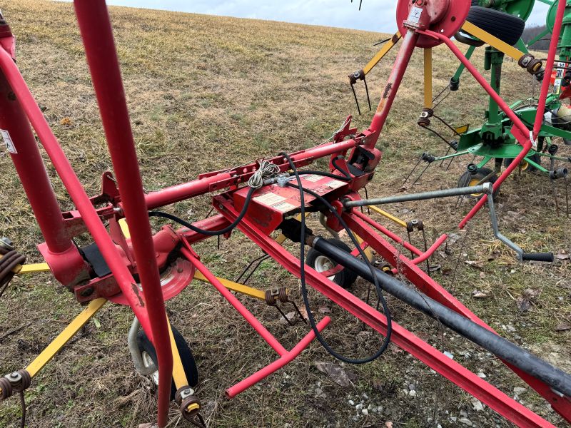 Used Tonutti GT500 tedder for sale at Baker & Sons Equipment in Ohio