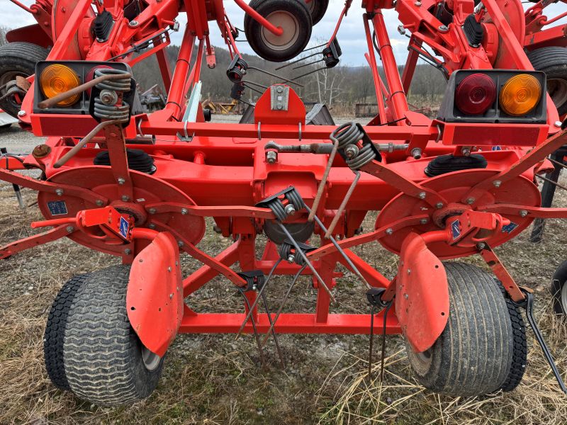 used Kuhn GF8702TGII tedder for sale at Baker & Sons in Ohio