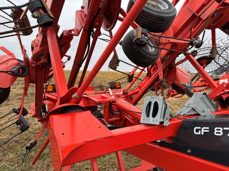 used Kuhn GF8702TGII tedder for sale at Baker & Sons in Ohio