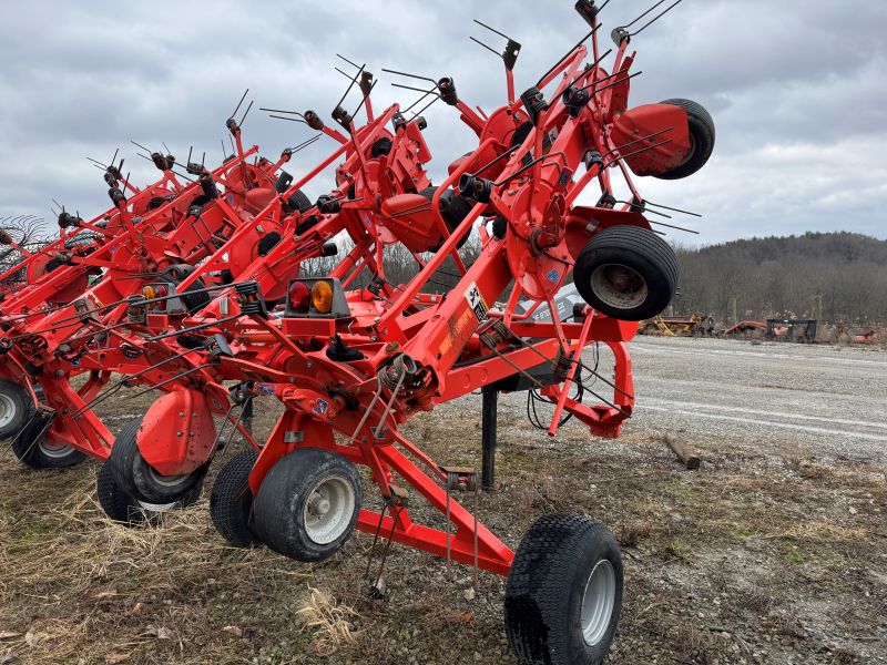 2015 Kuhn GF8702TGF tedder at Baker & Sons Equipment in Ohio