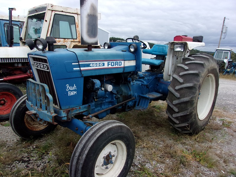 1980 Ford 4600 tractor at Baker & Sons Equipment in Ohio