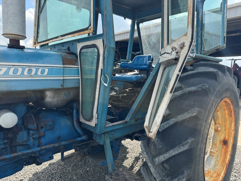 1975 Ford 7000 tractor at Baker & Sons Equipment in Ohio