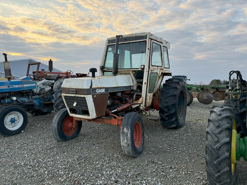 1981 case 1290 tractor at baker & sons in ohio