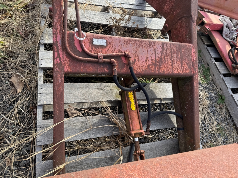 Used IH 1200 loader for sale at Baker & Sons Equipment in Ohio