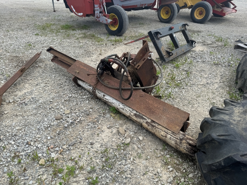 Used Shaver HD8 post driver at Baker & Sons Equipment in Ohio
