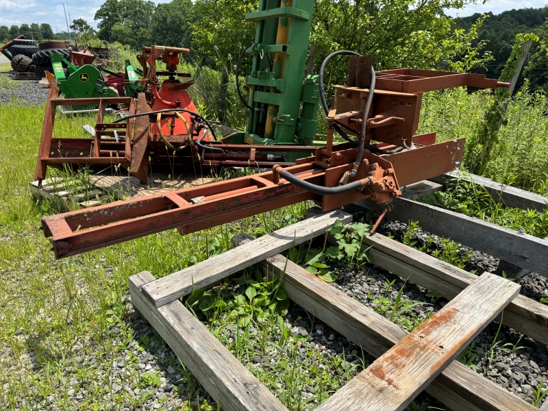 Used Shaver HD8 post driver at Baker & Sons Equipment in Ohio