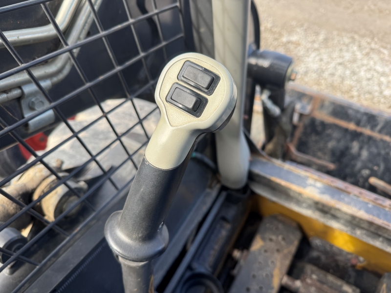 2017 New Holland L218 skidsteer in stock at Baker & Sons Equipment in Ohio