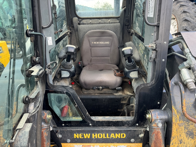 2015 New Holland L228 skidsteer in stock at Baker & Sons Equipment in Ohio