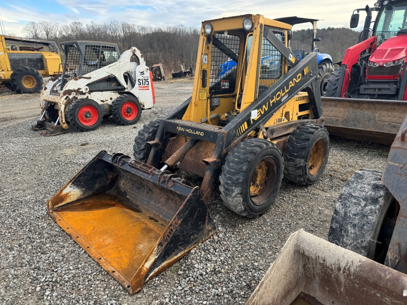 1992 New Holland L553 skidsteer in stock at Baker & Sons Equipment in Ohio