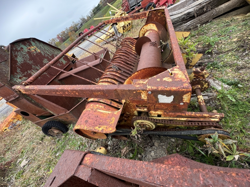 Used New Holland 770W grass chopper head at Baker & Sons Equipment in Ohio