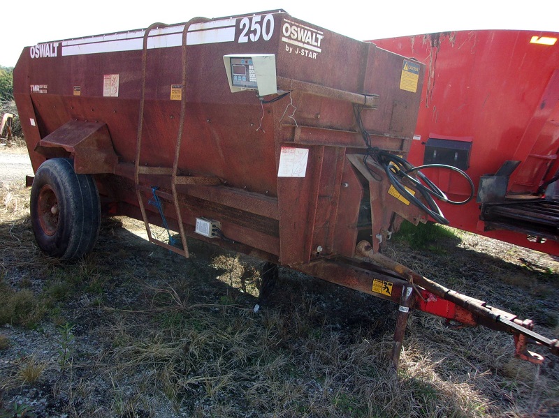 used oswalt 250 tmr mixer for sale at baker & sons in ohio