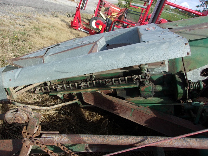 used new idea 324 picker for sale at baker & sons equipment in ohio