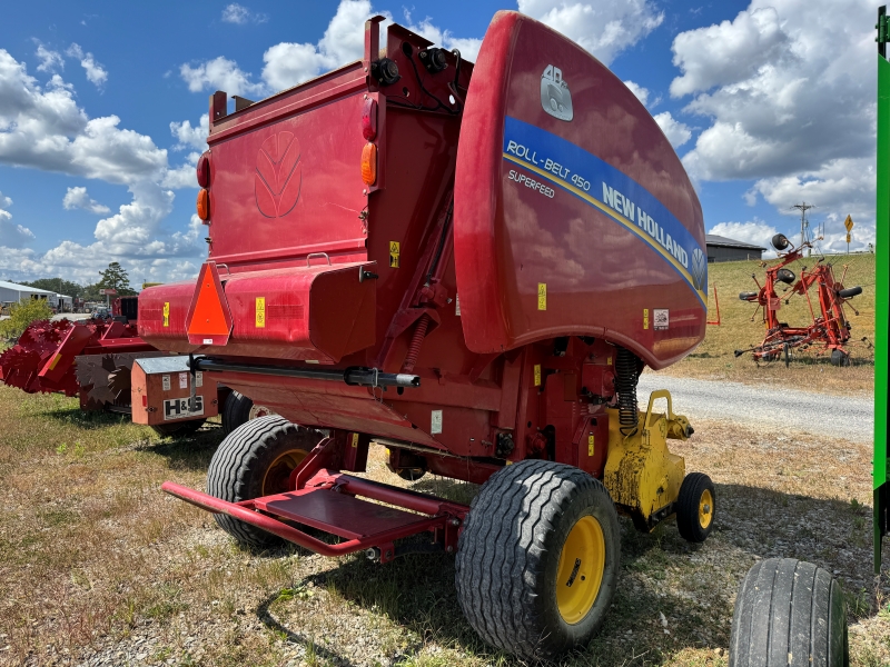 2015 New Holland RB450 round baler at Baker and Sons Equipment in Ohio