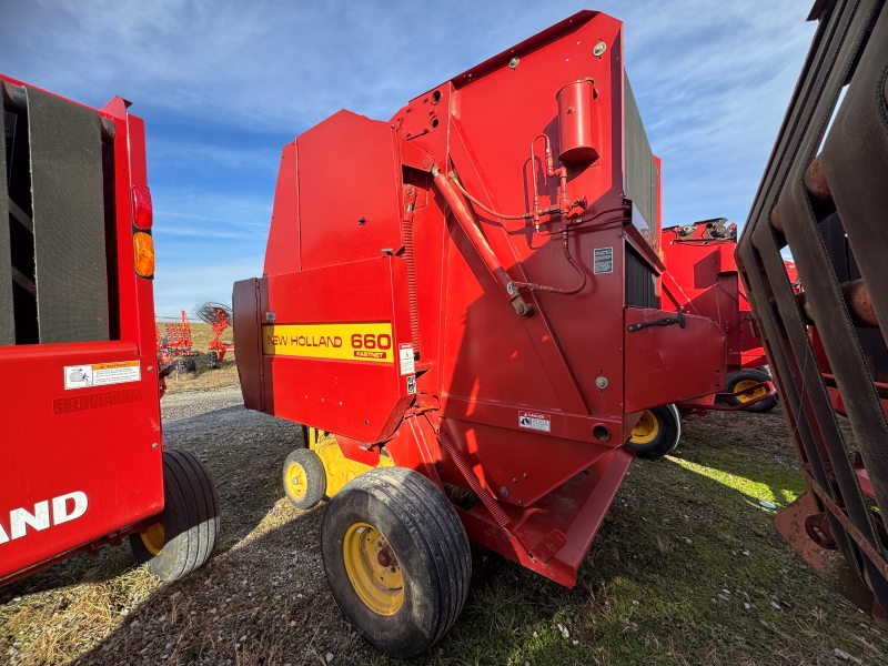 1995 New Holland 660 round baler for sale at Baker & Sons Equipment in Ohio