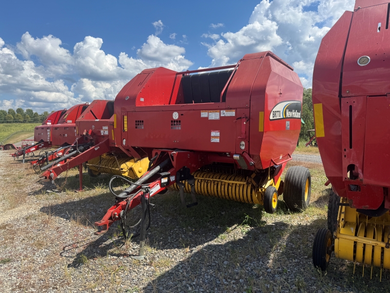 2006 New Holland BR770A round baler at Baker & Sons Equipment in Ohio