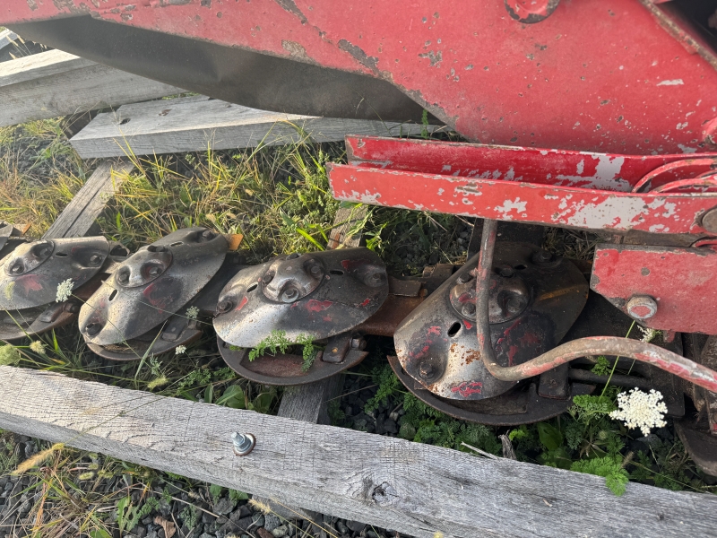 2001 New Holland 616 disc mower for sale at Baker and Sons in Ohio