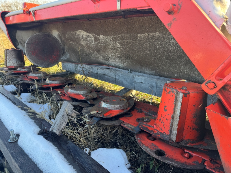 2014 Kuhn GMD700GII HD disc mower for sale at Baker and Sons in Ohio