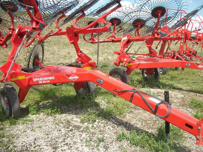 2014 Kuhn SR110GII rake in stock at Baker and Sons Equipment in Lewisville, Ohio