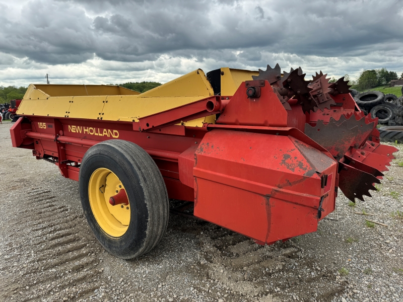 Used New Holland 155 manure spreader at Baker & Sons Equipment in Ohio