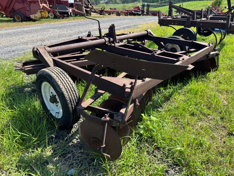 Used Oliver 10' disc at Baker & Sons Equipment in Ohio