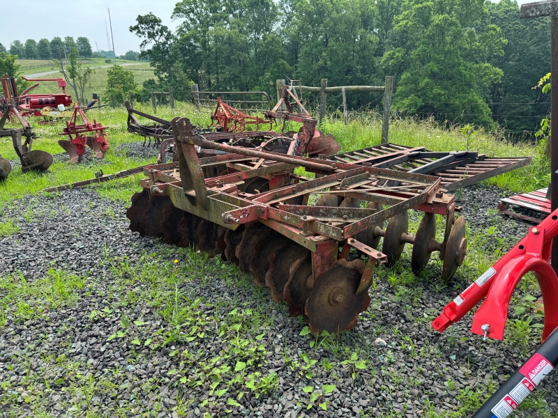 Used Massey Ferguson 39 disc for sale at Baker & Sons Equipment in Ohio