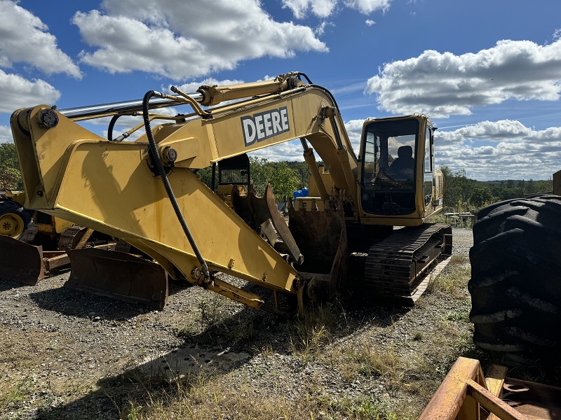 2000 John Deere 160LC excavator at Baker & Sons Equipment in Ohio