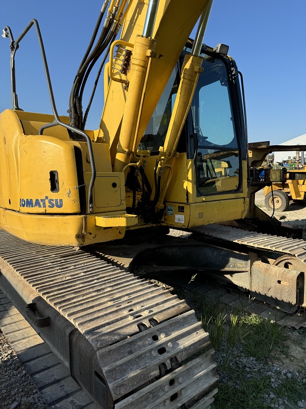 2008 Komatsu excavator at Baker & Sons Equipment in Ohio