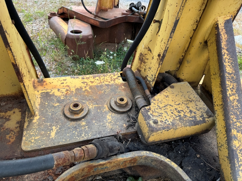 Used Hydro Ax 20FB shear head in stock at Baker & Sons Equipment in Ohio