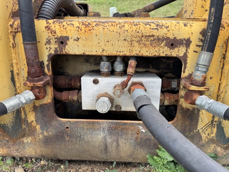 Used Hydro Ax 20FB shear head in stock at Baker & Sons Equipment in Ohio