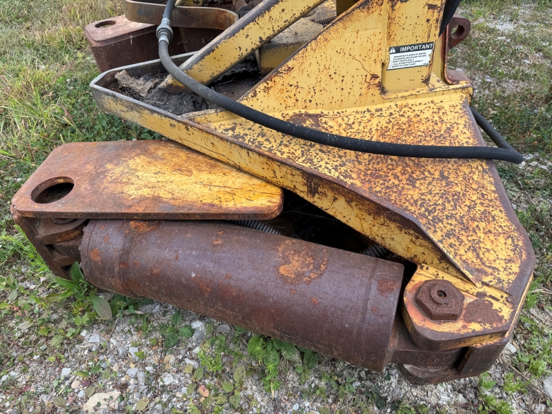 Used Hydro Ax 20FB shear head in stock at Baker & Sons Equipment in Ohio