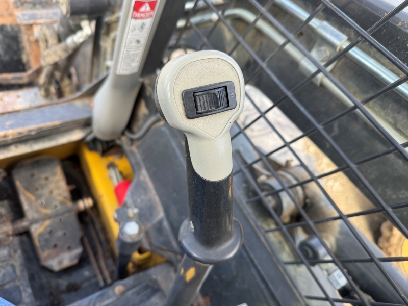 2017 New Holland L218 skidsteer for sale at Baker & Sons Equipment in Ohio