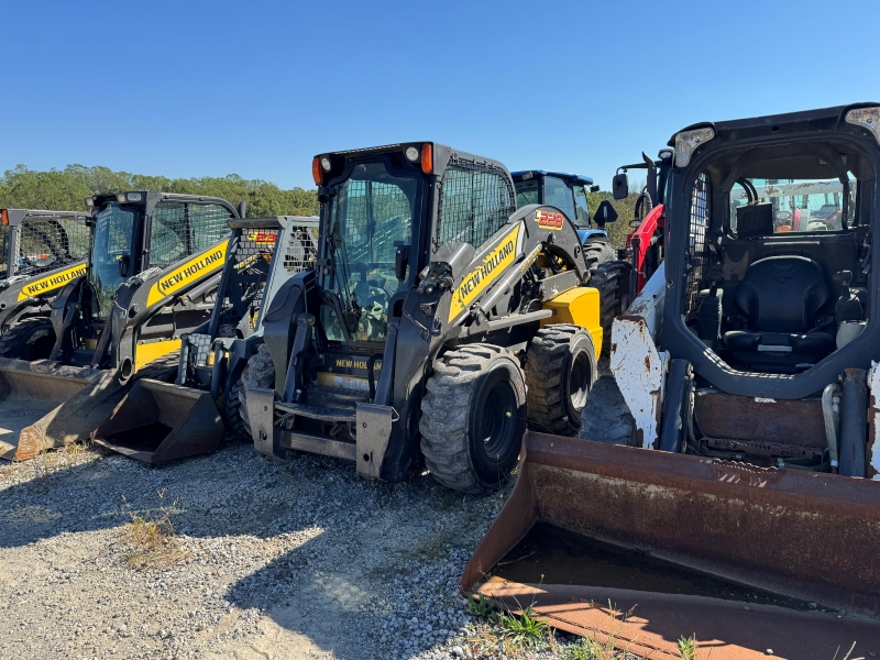 2015 New Holland L228 skidsteer at Baker & Sons Equipment in Ohio