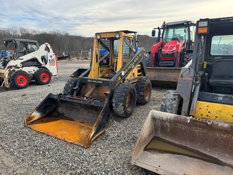1992 New Holland L553 skidsteer for sale at Baker & Sons Equipment in Ohio