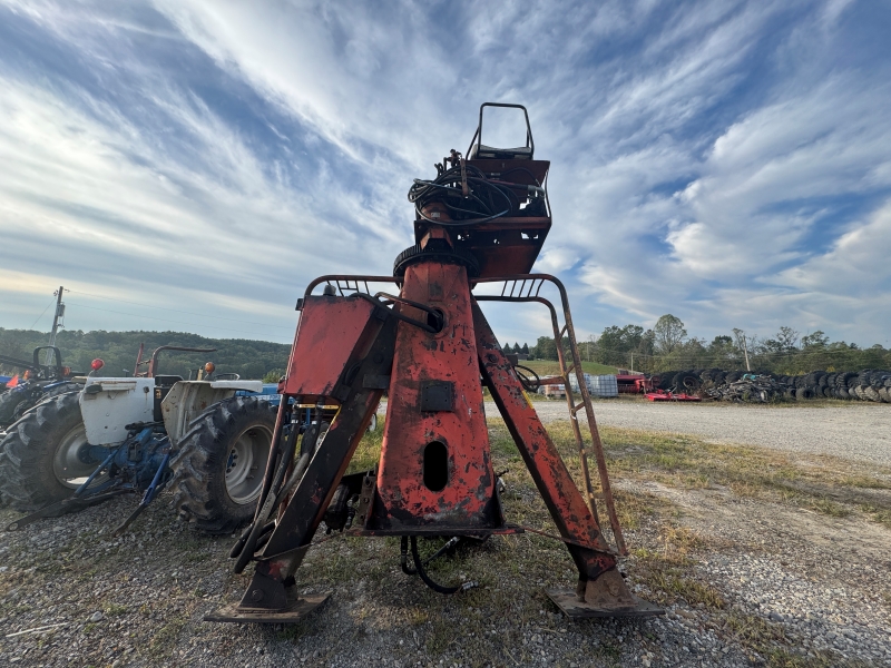 1993 Hood 8000 knuckleboom loader in stock at baker & sons equipment in ohio