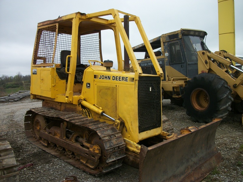 1990 John Deere 450G dozer at Baker & Sons Equipment in Ohio