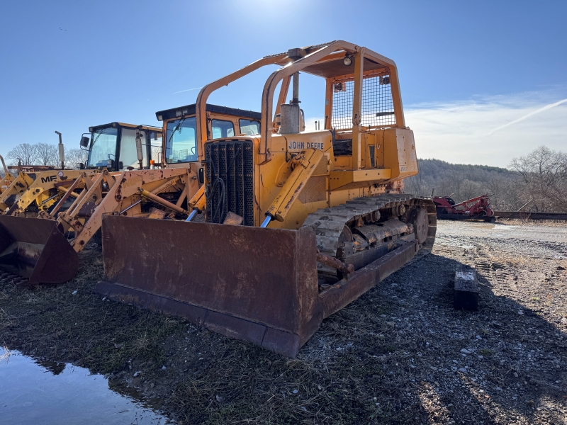 1981 John Deere 750 dozer at Baker & Sons Equipment in Ohio