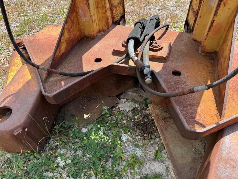 Used Barko shear head in stock at Baker & Sons Equipment in Ohio