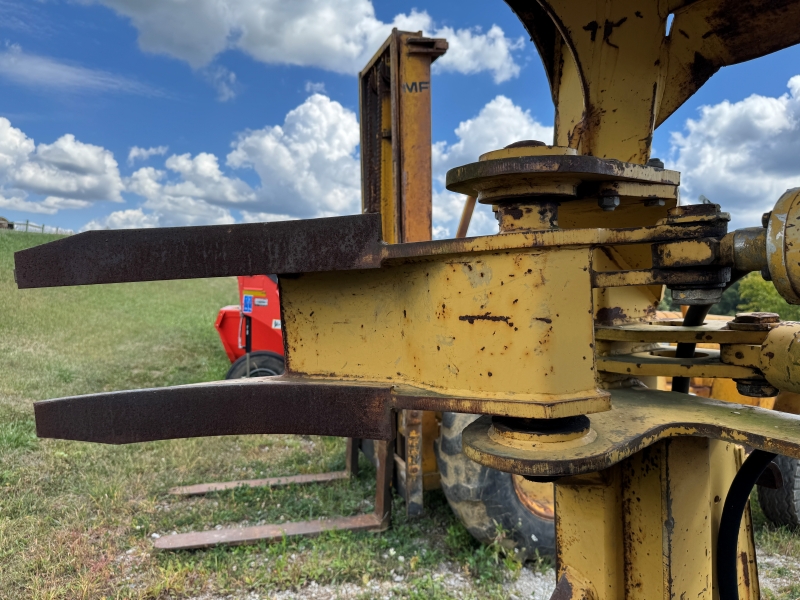 Used Hydro Ax 20FB shear head in stock at Baker & Sons Equipment in Ohio