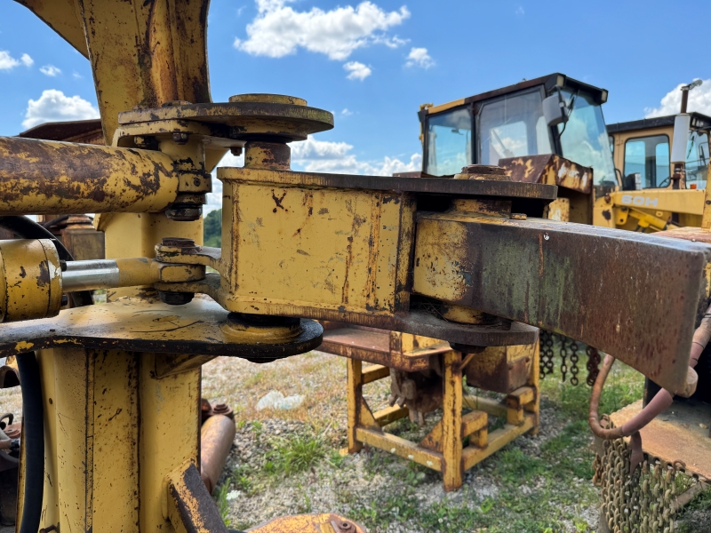 Used Hydro Ax 20FB shear head in stock at Baker & Sons Equipment in Ohio